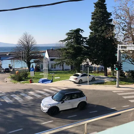 I Sobe Ivancic1 3* Novi Vinodolski