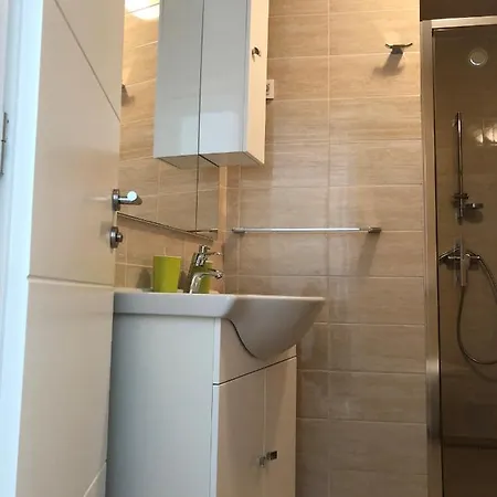 Pensionat I Sobe Ivancic1 Novi Vinodolski