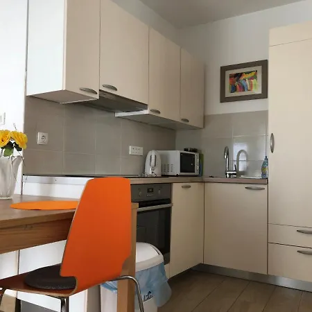 I Sobe Ivancic1 3* Novi Vinodolski